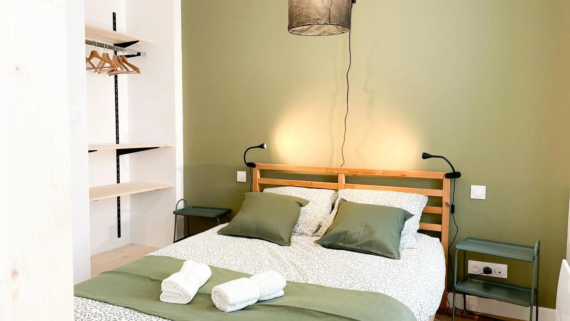 Le Petit Loft contacts